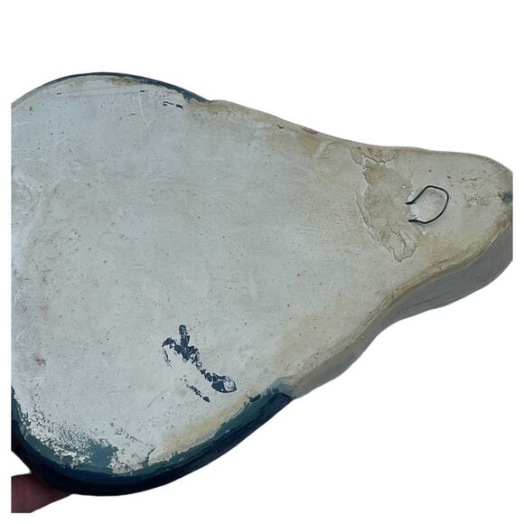 Midcentury Virgin Mary immaculate Heart wall plaque. Chalk-ware Catholic - Picture 4 of 4